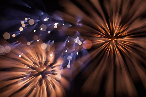 Incredible Long Exposure Fireworks Photos