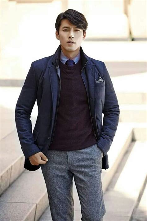 As popular korean celebrity, he also gets several issues and rumors from his love life to plastic surgery news. Hyun Bin....... | Hyun bin, Actores coreanos, Oppas