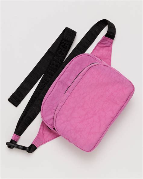 Fanny Pack Extra Pink Baggu