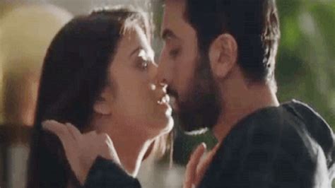 Ae Dil Hai Mushkils Ranbir Kapoor And Aishwarya Rai Steamy Scenes Chopped Youtube