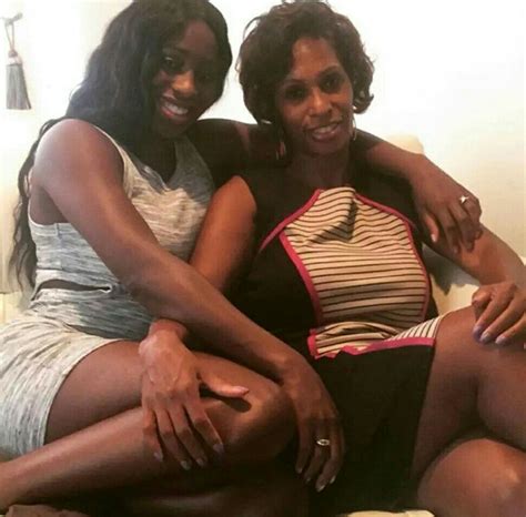 Trinity Fatu With Her Mom Grace Mccray Step Moms Wwe Wwe Divas