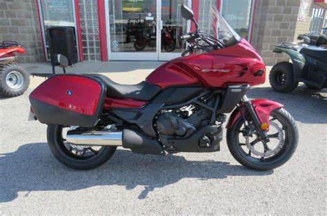 2014 honda ctx700 sport/ touring one owner, always garaged, seat 28.3 in. 2014 Honda CTX700 Touring for sale on 2040-motos