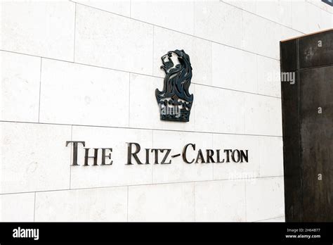Rits Carlton Emblem Hi Res Stock Photography And Images Alamy