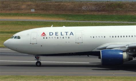 Delta Air Lines Fleet Airbus A330 200 Details And Pictures