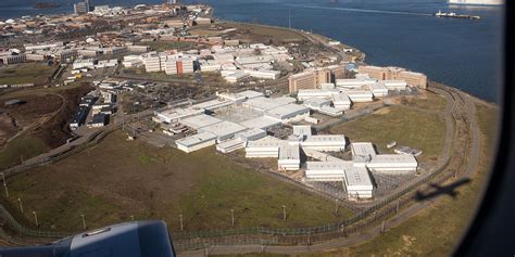 Time For A Rikers Plan B City Journal