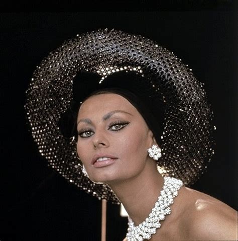 Divas In Hats Sophia Loren Форум по искусству и инвестициям в искусство