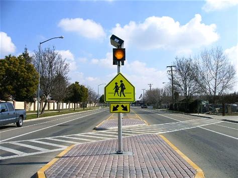 Solar Led Crosswalk Signals Carmanah R820 Signals Enhance Flickr