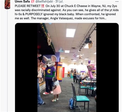 Chuck E Cheeses Character Accused Of Ignoring African American Girl