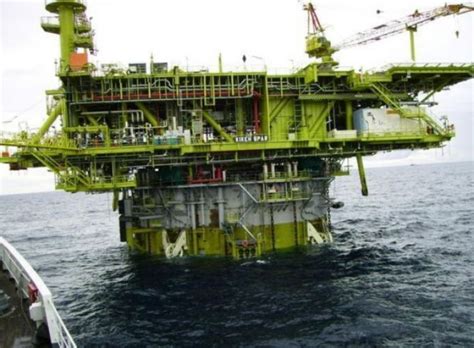 The company is ranked 625th on the fortune 500 and 1860th on the forbes global 2000. Barakah to overhaul Murphy's Kikeh spar | Offshore, Oil ...