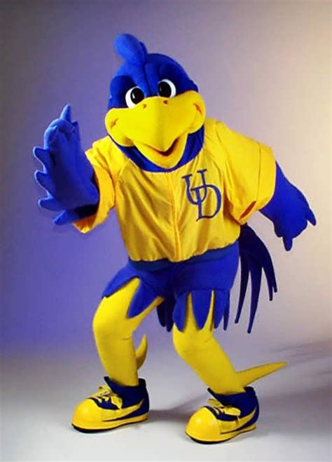 68 Best College Mascots Images On Pinterest Colleges Collage And