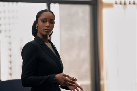 The Lincoln Lawyer Season 2 Release Date Cast And First Look Photos