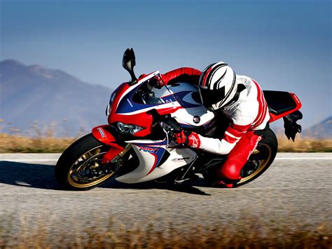 Here are some best bluetooth motorcycle helmets available. Honda cbr1000rr fire 2010 Honda Fireblade sportbike ...