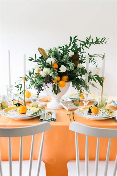 6 Beautiful Thanksgiving Tablescapes Christmas Tabletop Thanksgiving