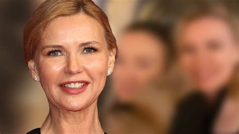 Happy graduation & happy 18th birthday! Veronica Ferres - Mama, muss das sein? Tochter Lilly ...