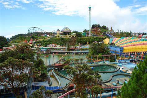 Daily 10am to 12am website: Top 6 Theme Parks In Malaysia For A Fun-Filled Day