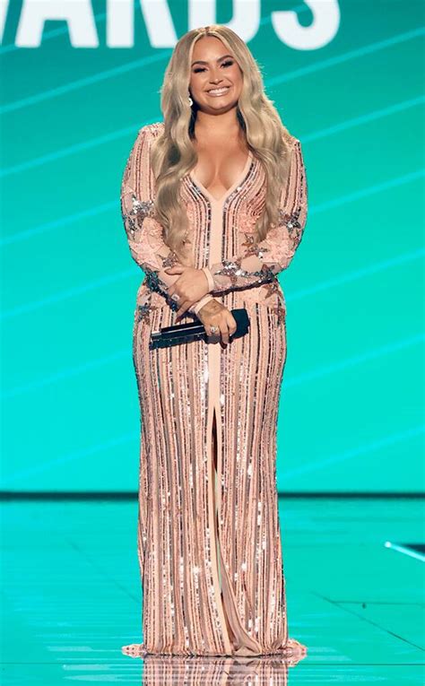 Demi lovato wavy medium brown ombré, side part, undercut hairstyle | steal her style. The Best Dressed Stars at the 2020 People's Choice Awards ...
