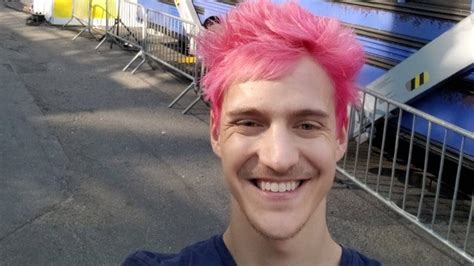 Fortnite Streaming Star Ninja Defends Not Playing With Women