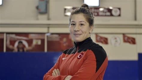 6 aralık 1991, balıkesir), türk güreşçi ve eski gülle atmacı. Yasemin Adar kimdir? Milli güreşçimiz nereli ve kaç ...