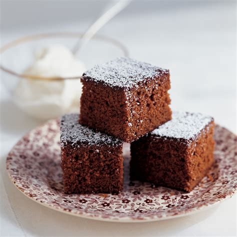 Gingerbread Snacking Cake