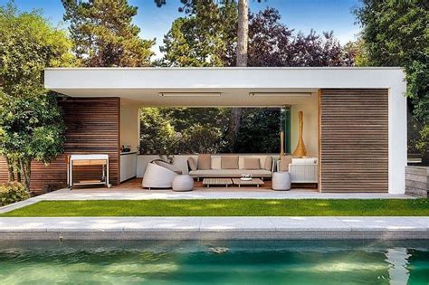 Just as the kitchen is the dominant. Cool 48 Pretty Outdoor Backyard Kitchen Ideas. # | Modern ...