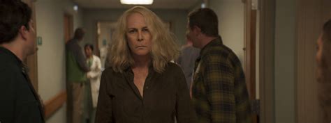Jamie Lee Curtis Best Halloween Moments As Laurie Strode Syfy Wire