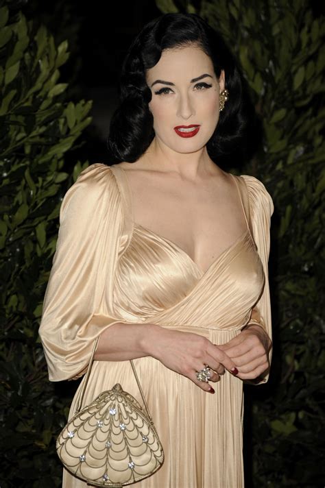 Tons of awesome top wallpapers to download for free. Model Dita von Teese wallpapers (7586)