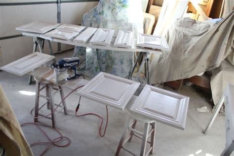 I wrote this how to paint your kitchen cabinets like a pro tutorial after painting my own kitchen cabinets. How to Spray Paint Cabinets Like the Pros - Bright Green Door
