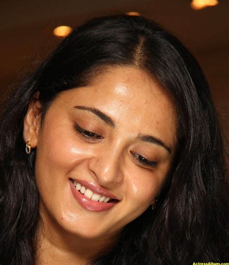 Anushka Shetty Gorgeous Face Close Up Photos 1 Actress Album