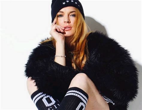Lindsay Lohan Pratica Lo Yoga Erotico Ilfitness