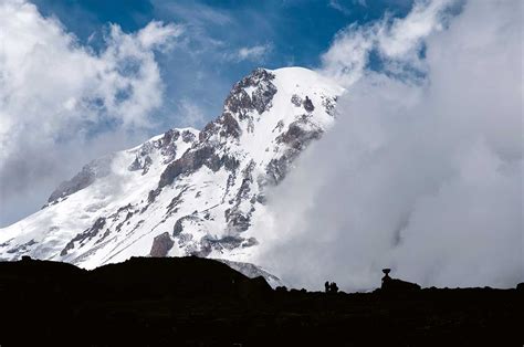 Kafkasların Kalbine Tırmanış Kazbek Dağı Atlas