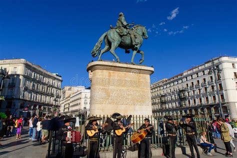 Puerta Del Sol Gate Of The Sun A Public Square In Madrid Spain Editorial Image Image Of