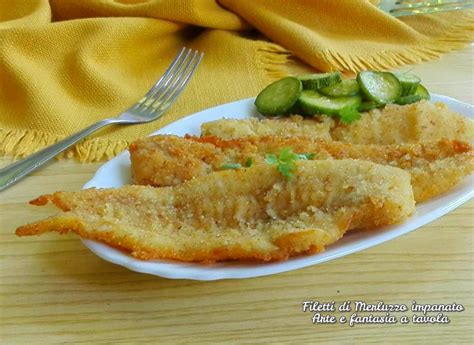 Il filetto ricoperto di farina va fritto in olio unito a poco burro. Filetti di Merluzzo impanato | Arte e fantasia a tavola