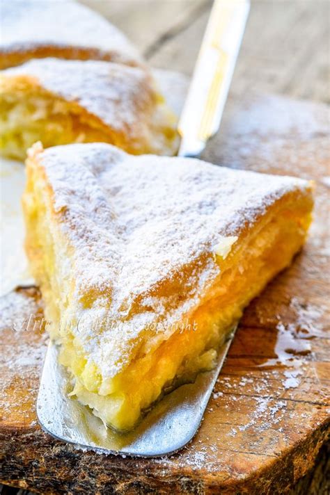 Ricetta originale del dolce abruzzese con ricotta. Torta di mele con pasta sfoglia e crema | Recipe ...