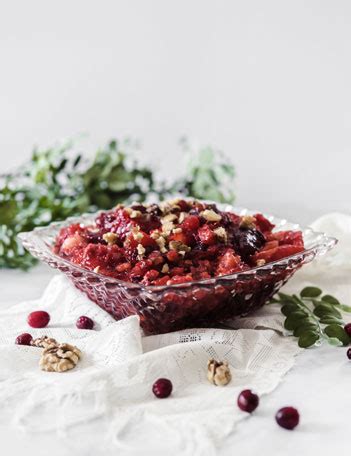 This cranberry jello salad is delicious and festive looking! Cranberry Apple Jello Salad + Other Thanksgiving Side Dish Ideas | ANDERSON+GRANT