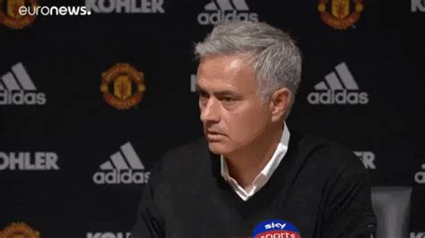 Jose Mourinho GIFs - Find & Share on GIPHY