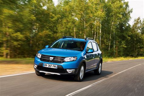 Imagine the regular dacia sandero cosplaying as an suv and you're on the right tracks here. DACIA Sandero Stepway 2 specs & photos - 2012, 2013, 2014 ...