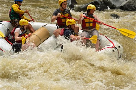 Upper Huacas Rapid Pacuare River Costa Rica 1 Day Trip Whitewater