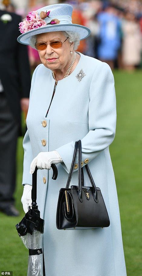 Visit our royal blog ↙️ #thequeen www.thebritishmonarchy.co.uk. Королева Елизавета Вторая - Queen Elizabeth ll фото №1180263