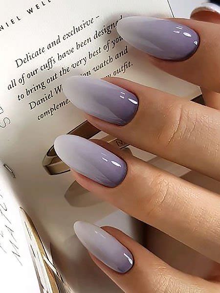 trending winter nail colors design ideas   thetrendspotter