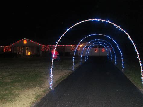 How To Make A Christmas Driveway Arch Diy Onlines