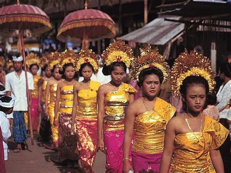Bali, Indonesia | People of the world, Indonesia, Jakarta