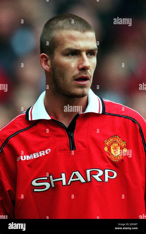 David Beckham Manchester United Fc 01 April 2000 Stock Photo Alamy