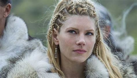 Vikings Katheryn Winnick Meets Women Behind Lagerthas Look