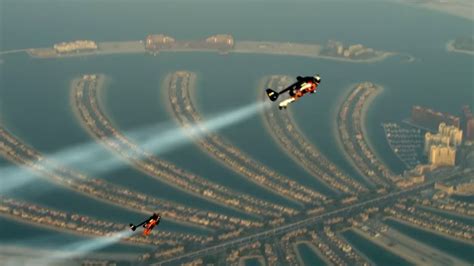 Jet Pack Flying Man Over Dubai Youtube