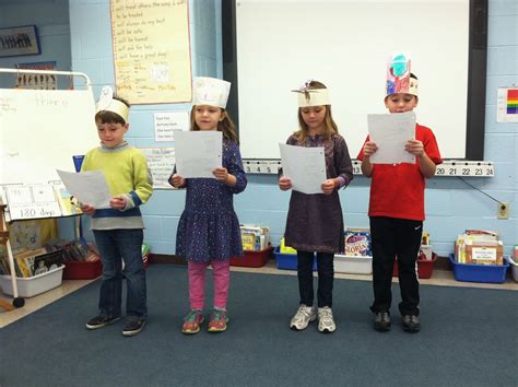 Essex Elementary School Principal S Blog Reader S Theater In Miss Kelly S First Grade Classroom