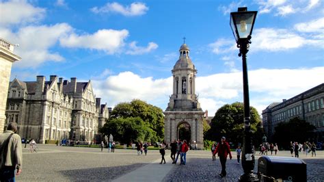 Ireland - Dublin and the Rock of Cashel - A Wandering Reader