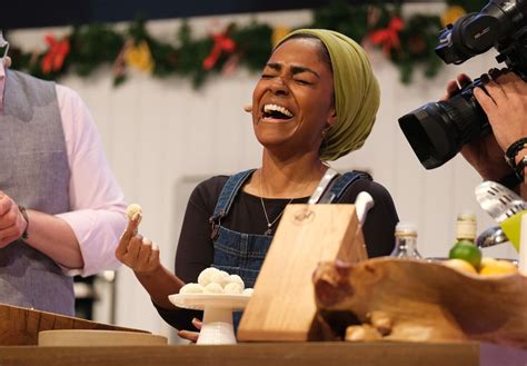 Bake Off Champ Nadiya Hussain Hits Netflix With Time To Eat Los Angeles Times
