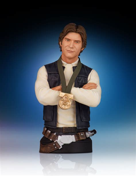 Han Solo Hero Of Yavin Gentle Giant Mini Busts Star Wars Collectors Guide