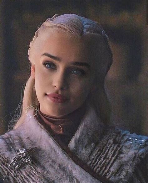 Pin By Shane Altimore On Emilia Clarke Beautiful Mother Of Dragons