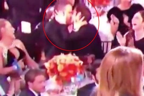 Ryan Reynolds And Andrew Garfield In Epic Snog At 2017 Golden Globes As